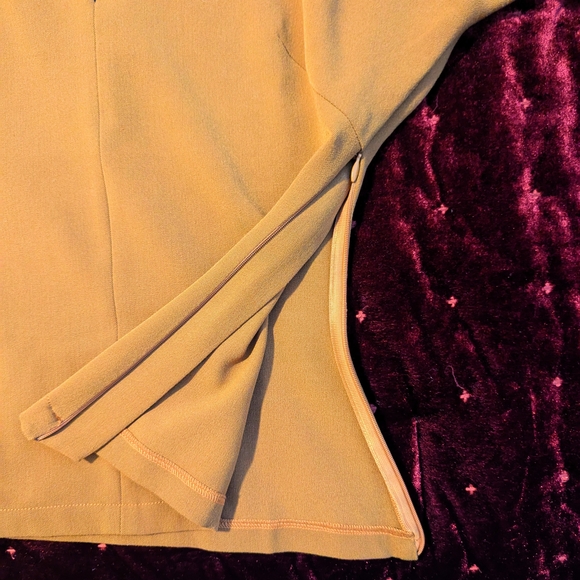 Plaid Trim Mustard Top - Picture 3 of 4